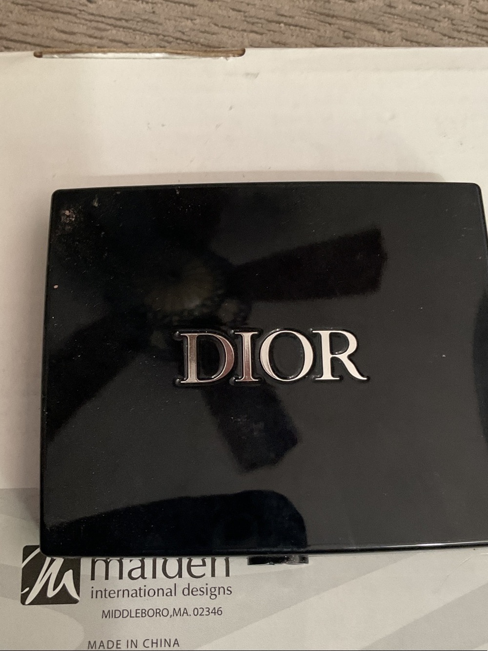 Dior Eyeshadow Palette — Peach, Bronze & Ivory Neutrals - Picture 2 of 3